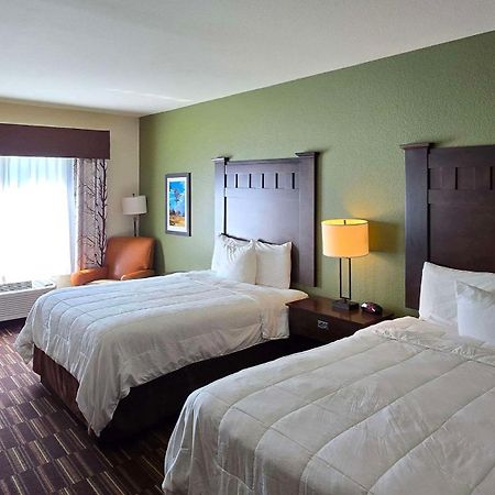 Comfort Inn & Suites Beeville Esterno foto