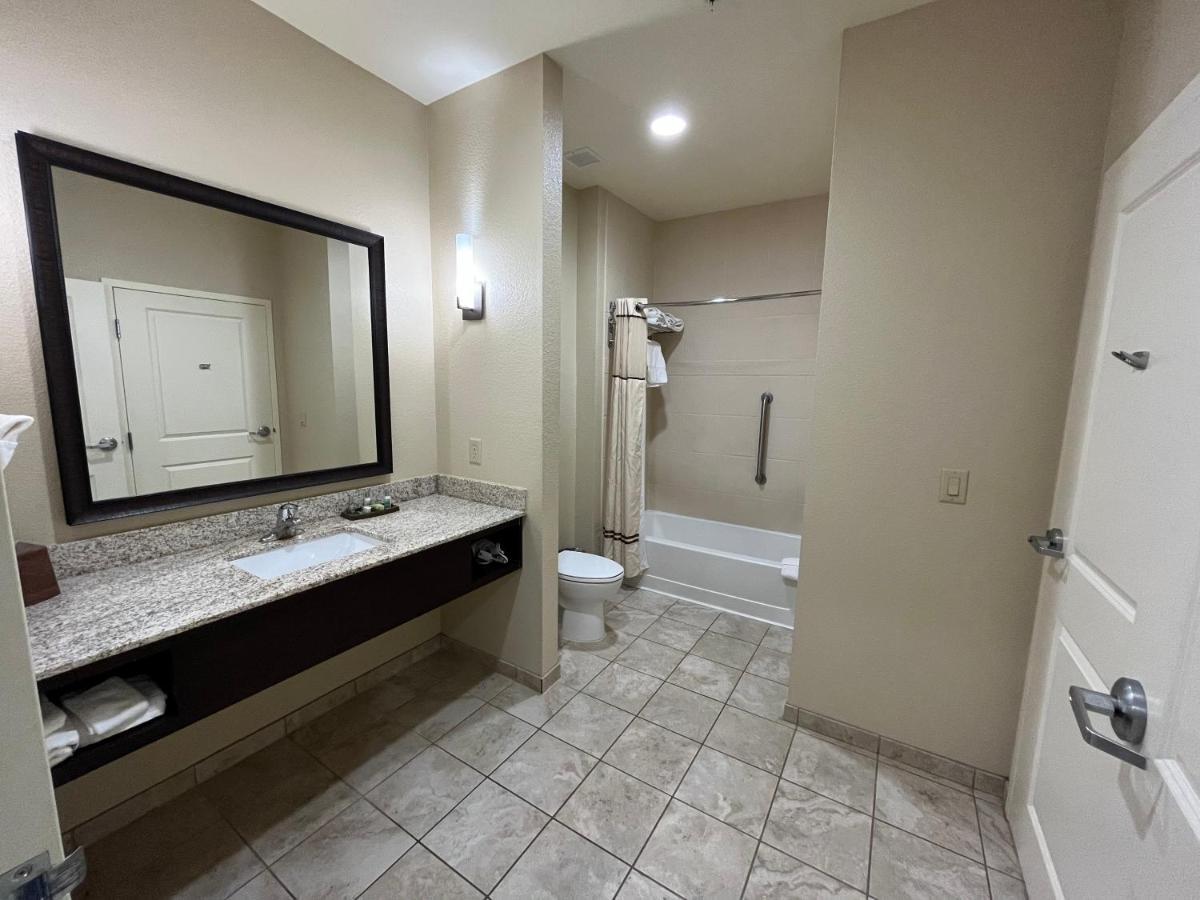 Comfort Inn & Suites Beeville Esterno foto